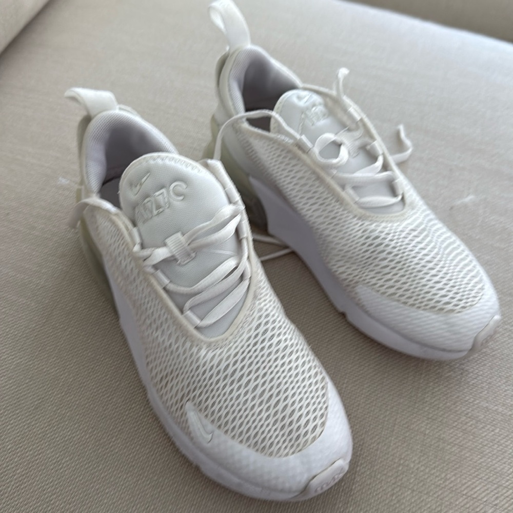 Nike Kids Air 70 Sneakers